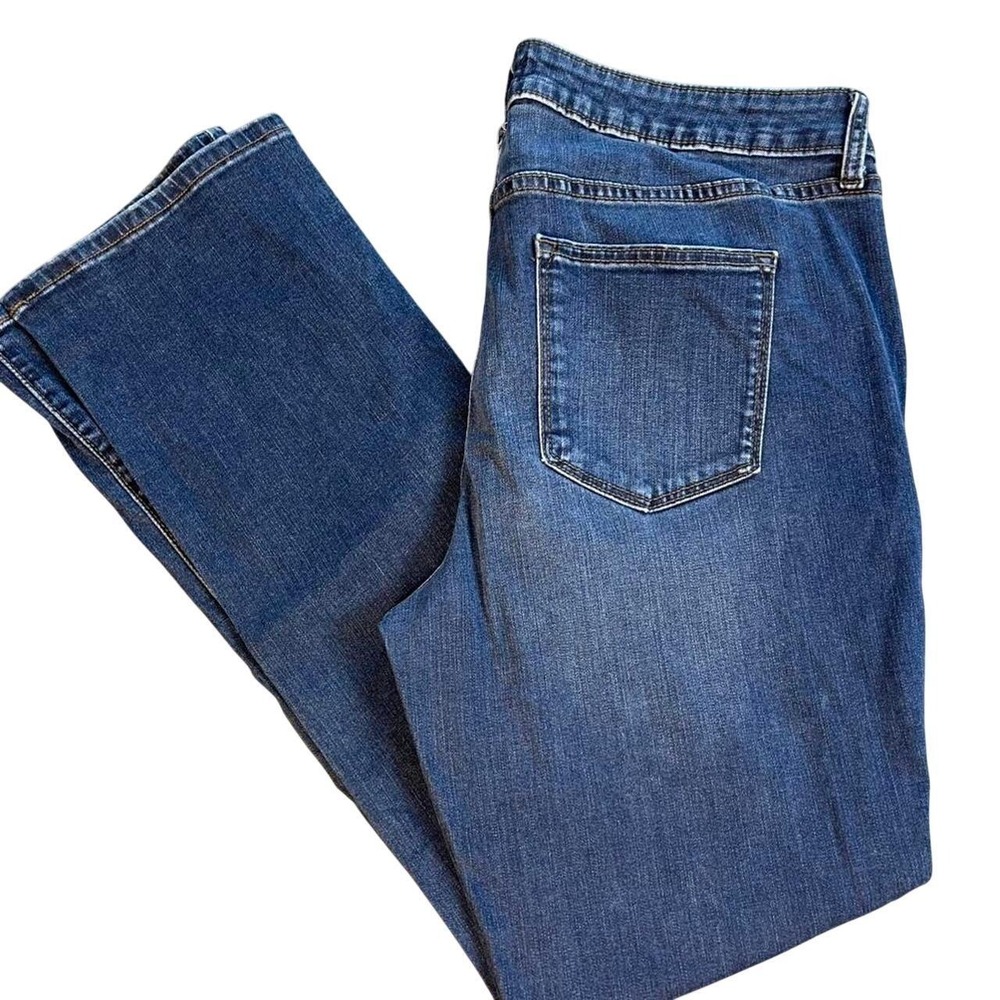 Sonoma Womens plus bootcut blue jeans 16